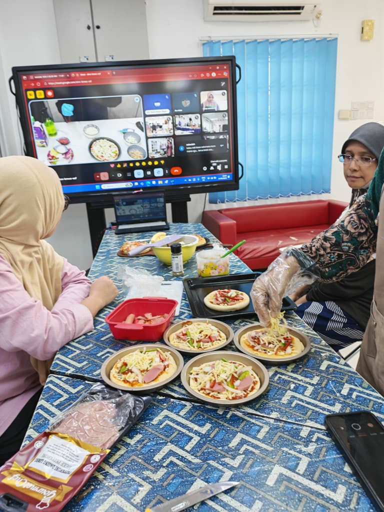 This image has an empty alt attribute; its file name is image-1.png